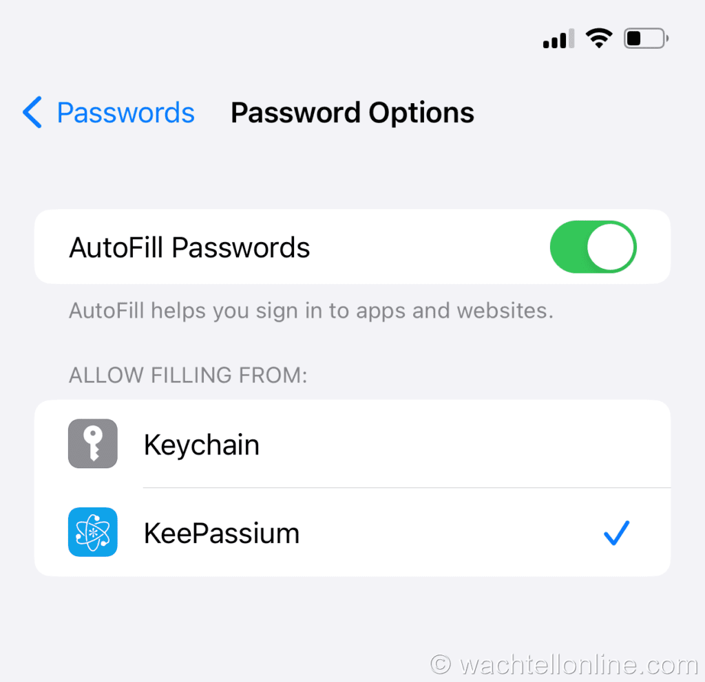 Keepass-password-safe-phone-integration-iphone-settings-password-options-keychain-keepassium-wm